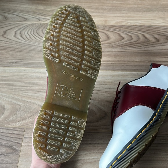 Dr. Martens Oxford Two-Tone Shoes - Picture 4 of 13